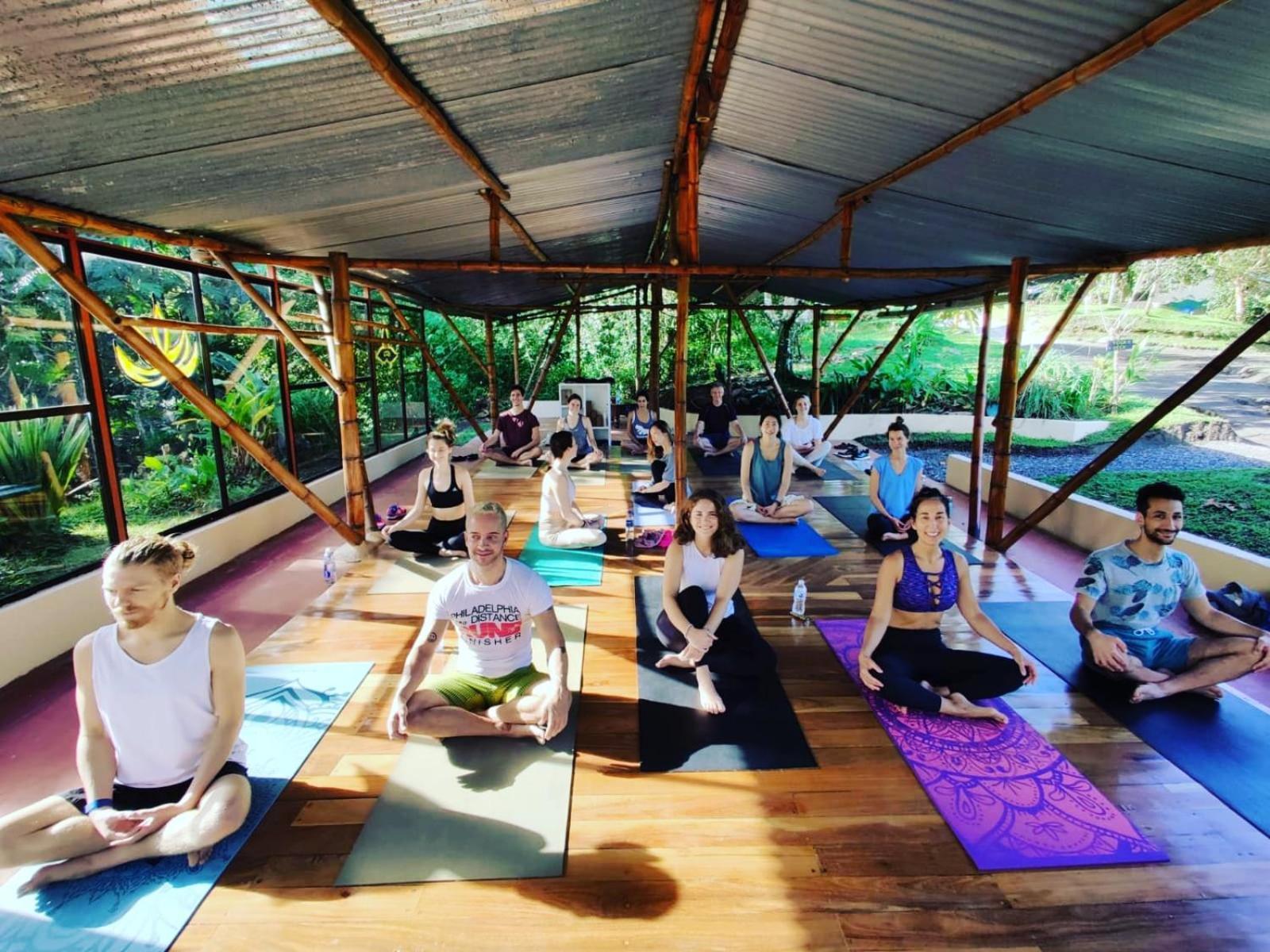 Essence Arenal Spa & Yoga El Castillo Экстерьер фото